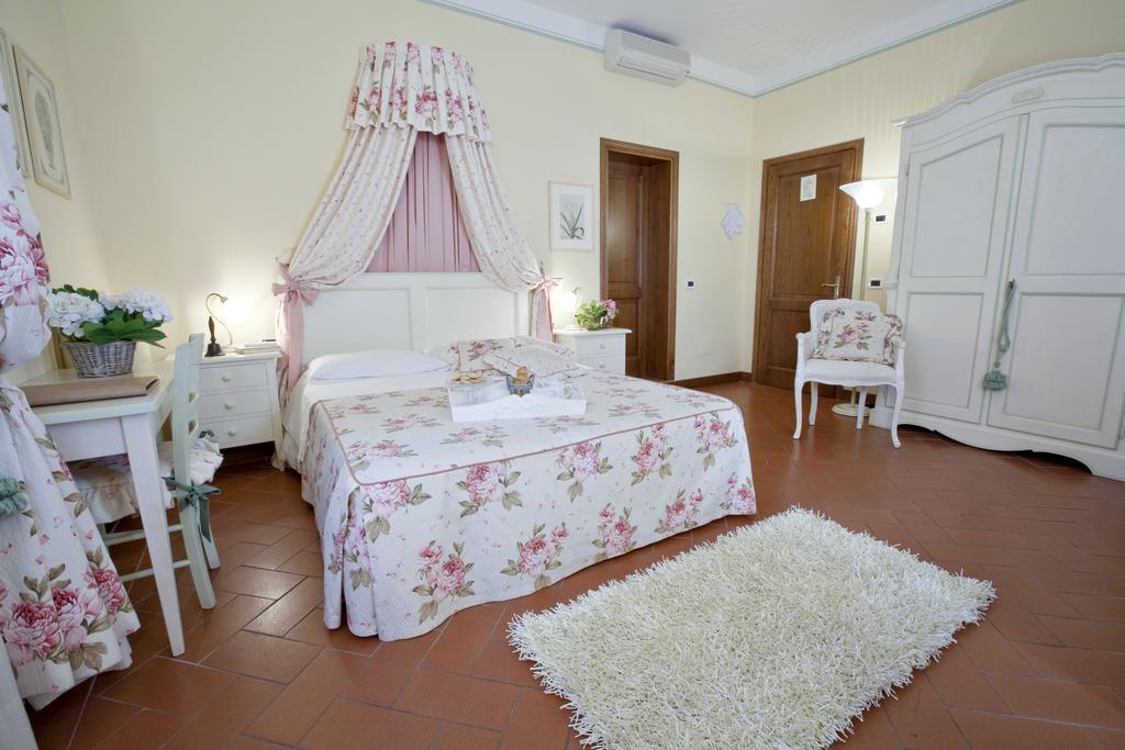 Tenuta Quadrifoglio Aparthotel *